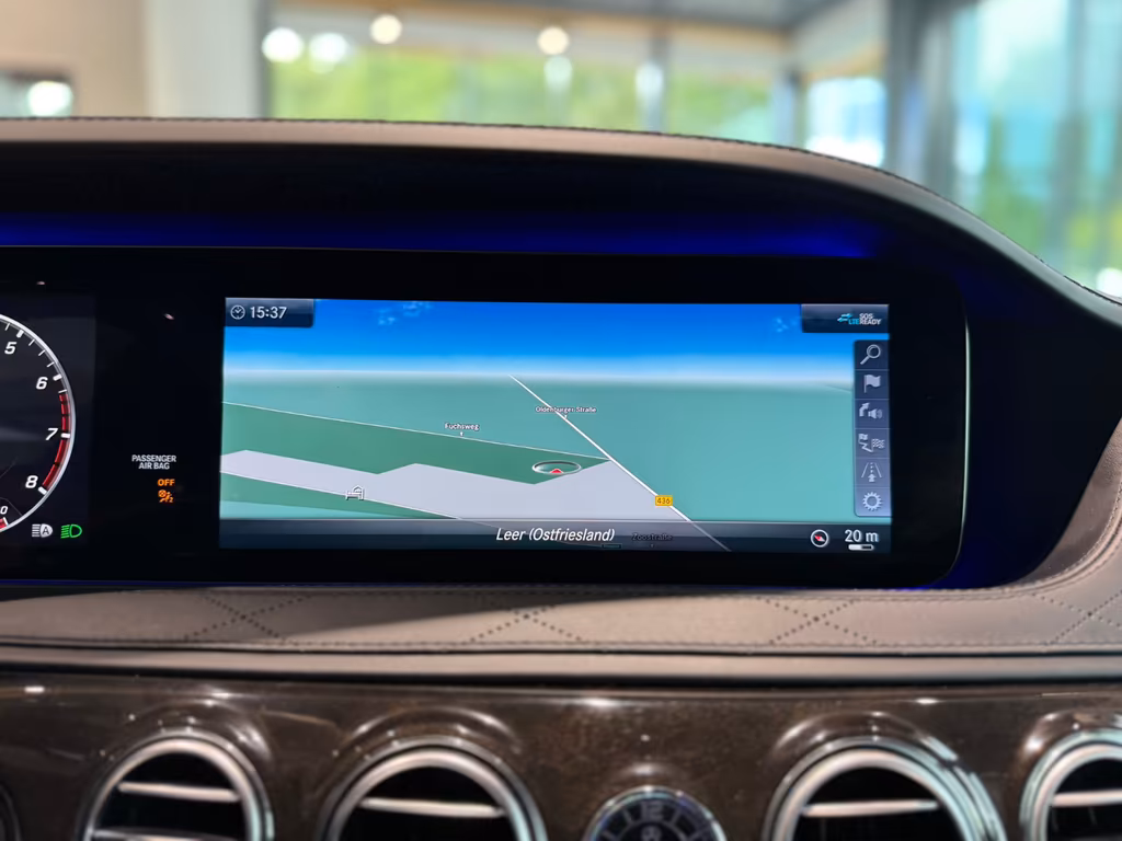 Mercedes-Benz S 560