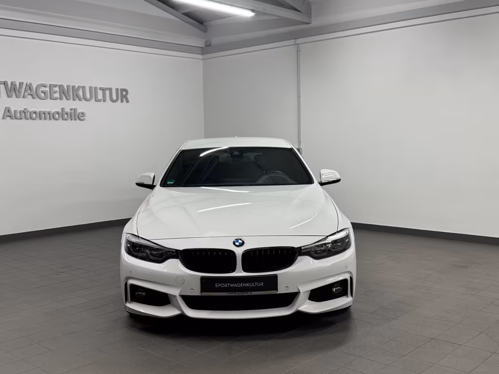 BMW 440