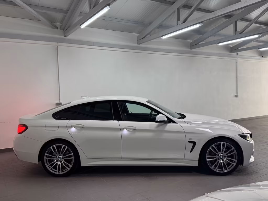 BMW 440