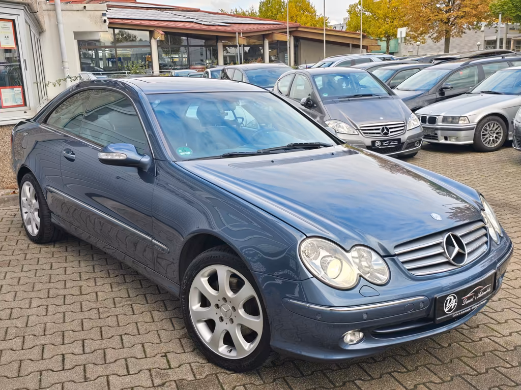 Mercedes-Benz CLK 320