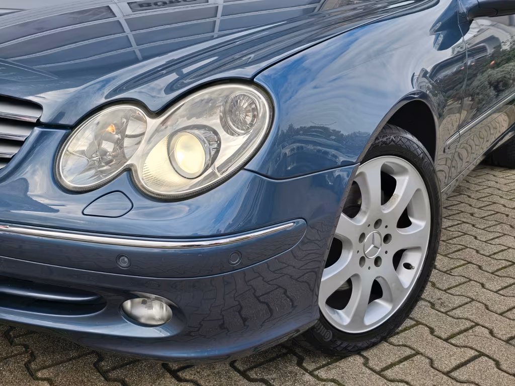 Mercedes-Benz CLK 320