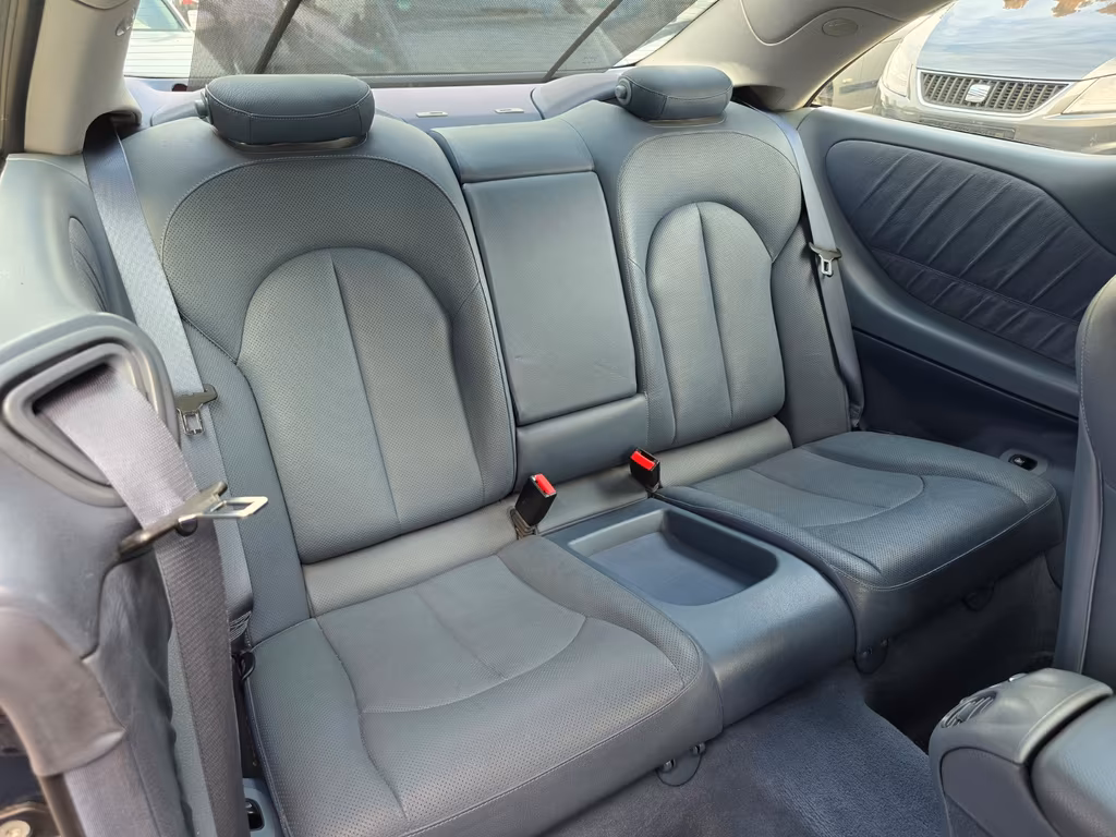 Mercedes-Benz CLK 320