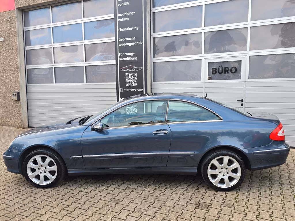 Mercedes-Benz CLK 320