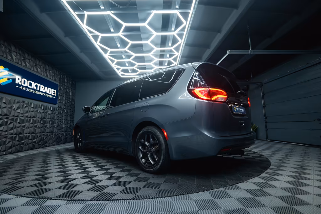 Chrysler Pacifica