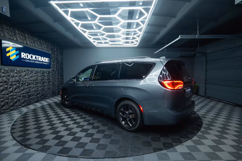 Chrysler Pacifica