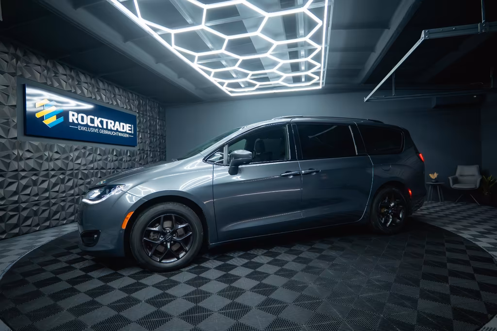 Chrysler Pacifica