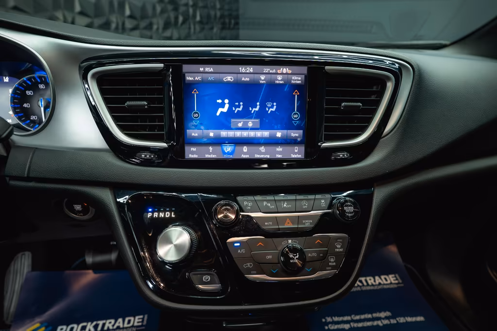 Chrysler Pacifica