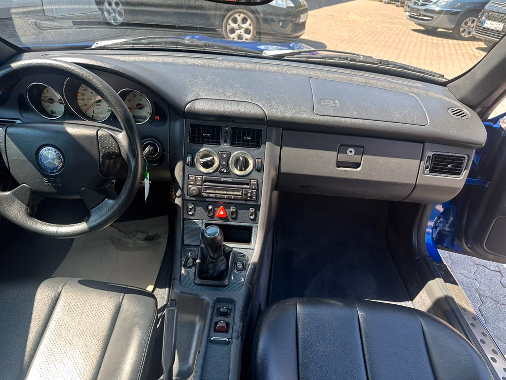 Mercedes-Benz SLK 230