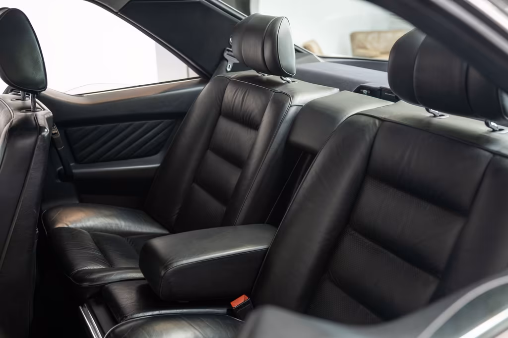 Mercedes-Benz 560