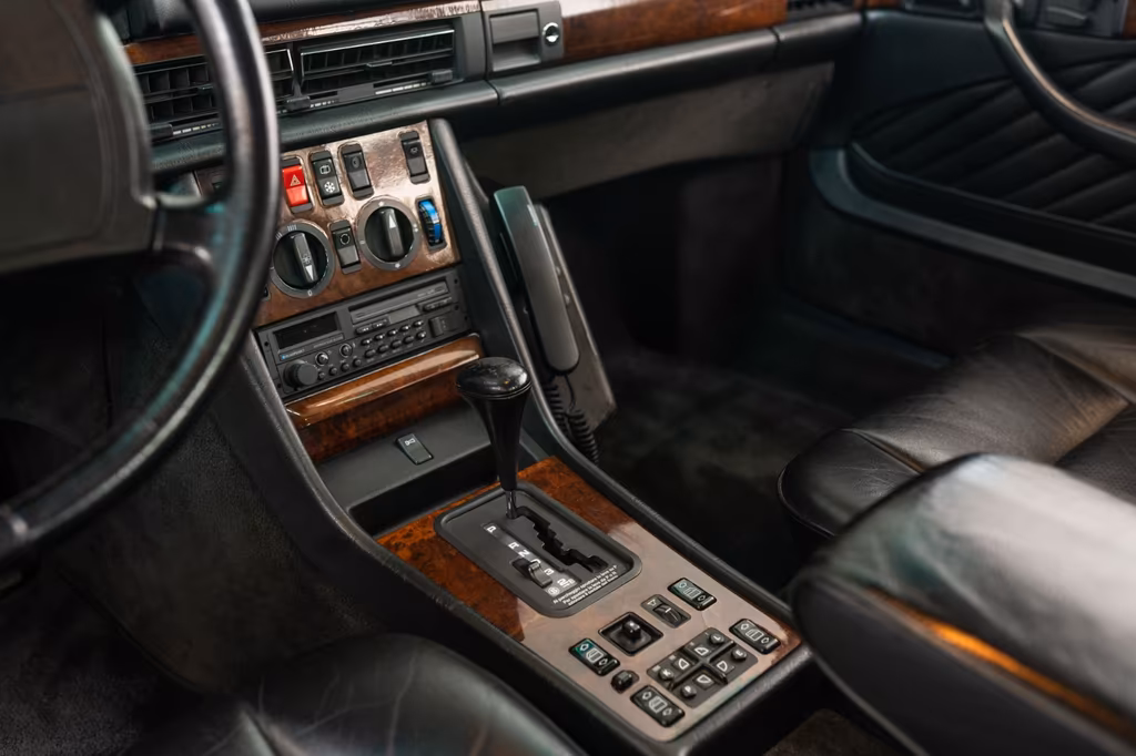 Mercedes-Benz 560