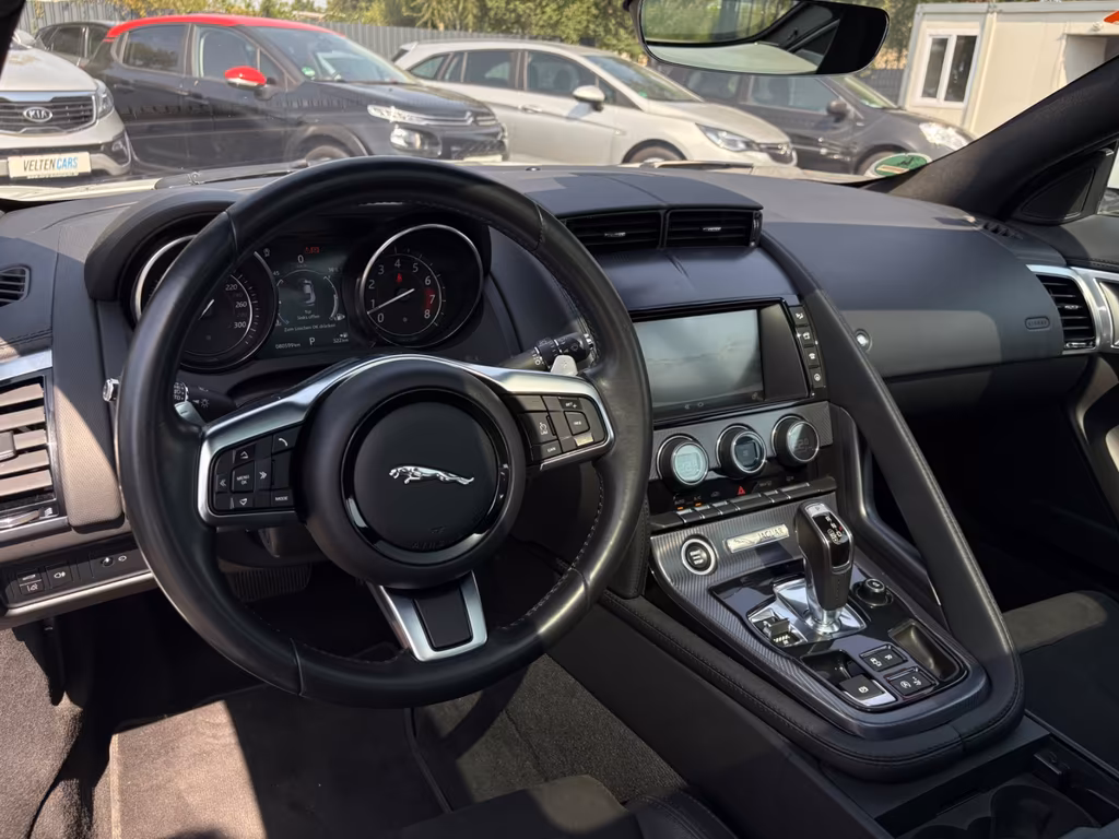 Jaguar F-Type