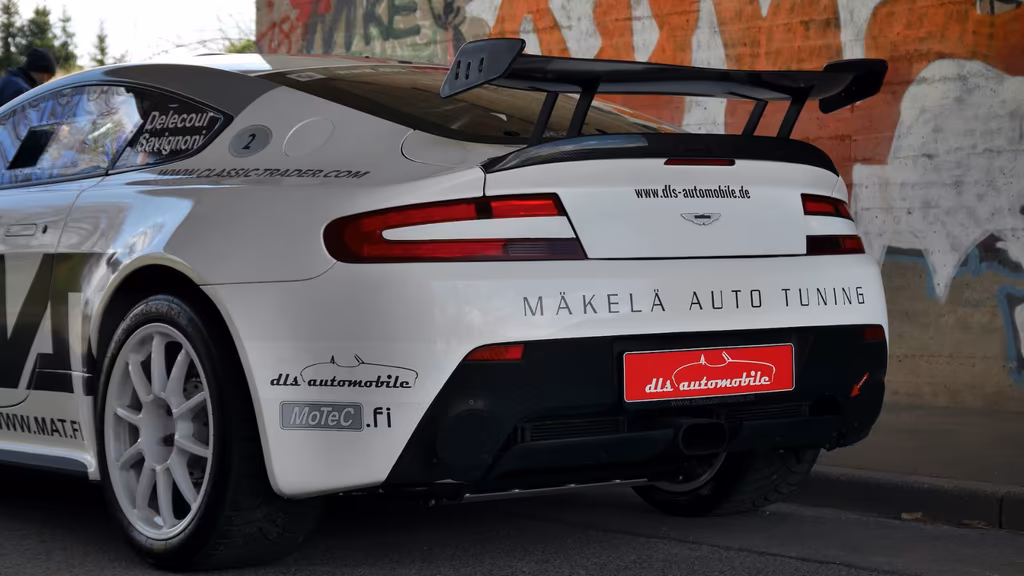 Aston Martin V8 Vantage