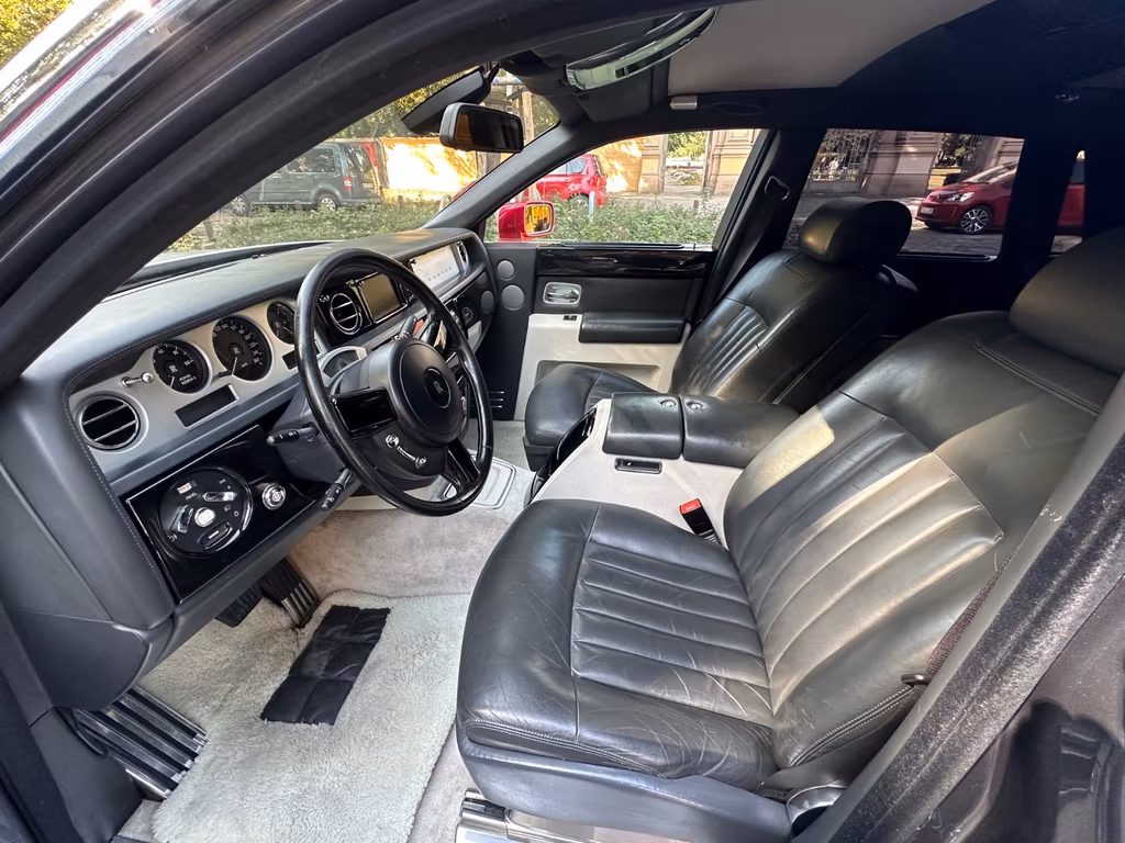 Rolls-Royce Phantom