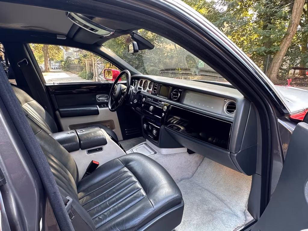 Rolls-Royce Phantom