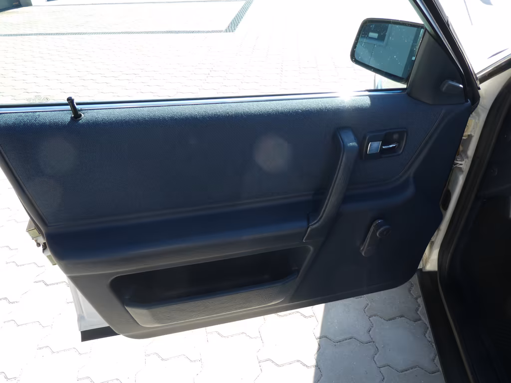 Audi 100