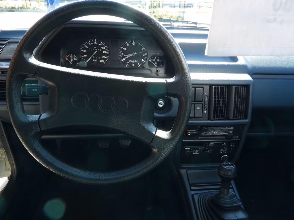 Audi 100