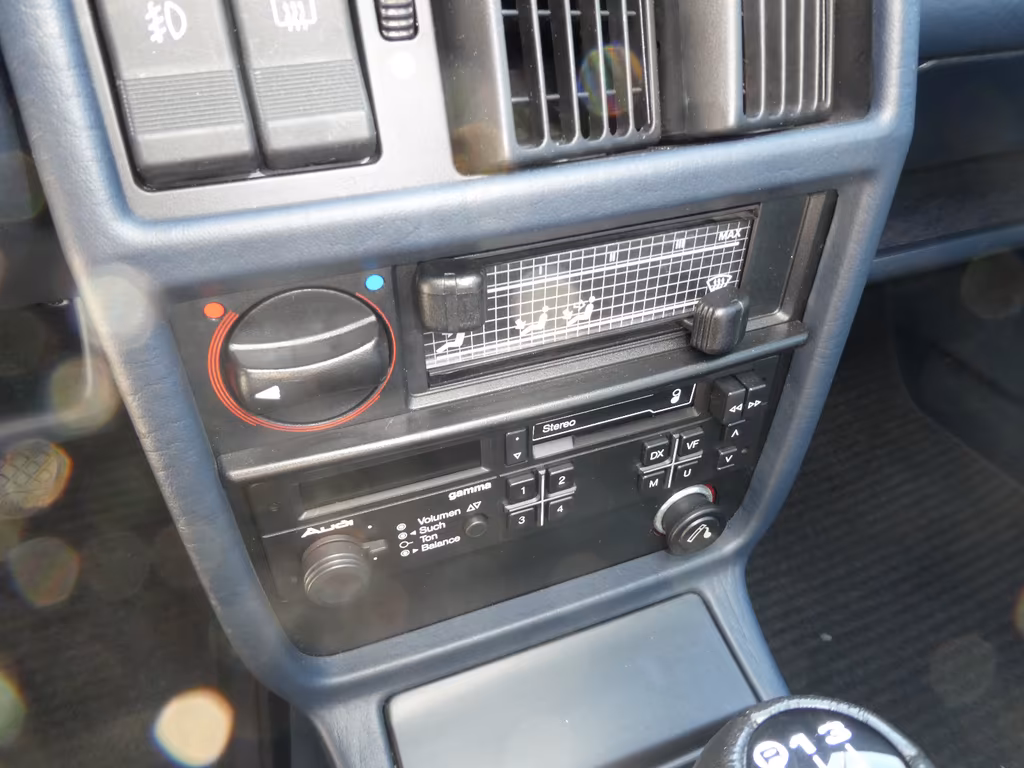 Audi 100