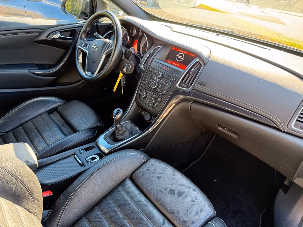 Opel Cascada