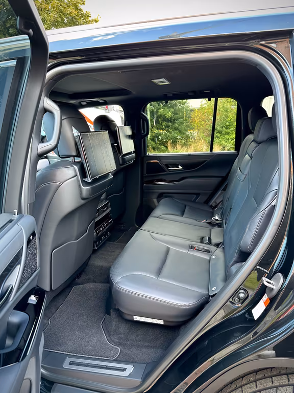 Lexus LX 600
