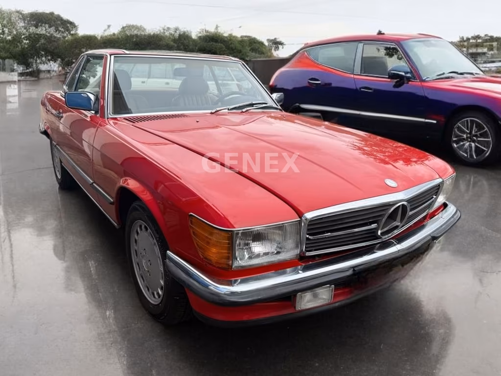 Mercedes-Benz SL 560