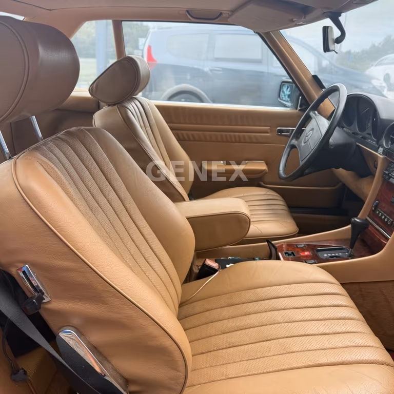 Mercedes-Benz SL 560