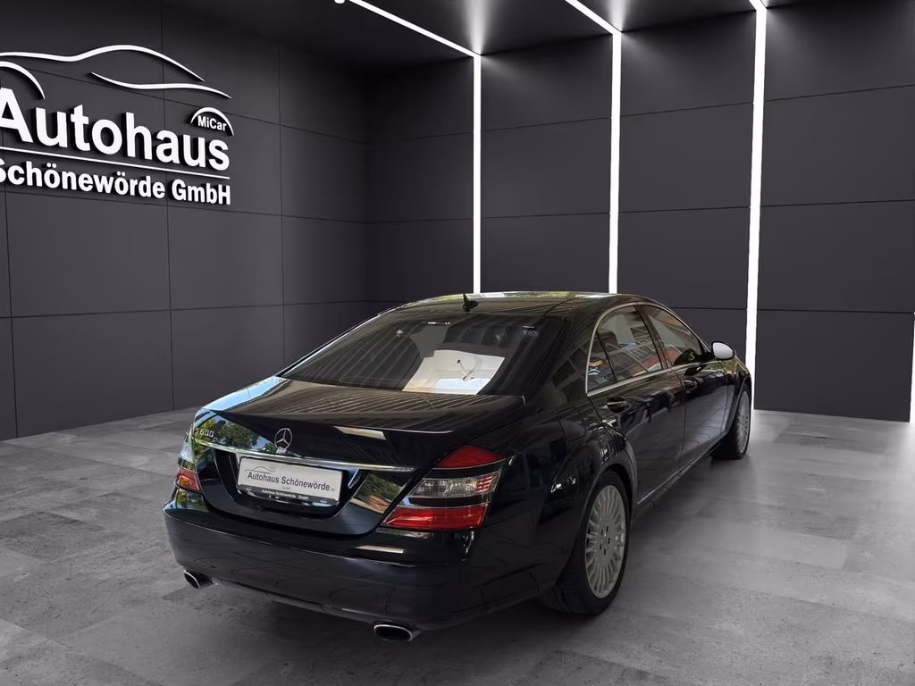 Mercedes-Benz S 600