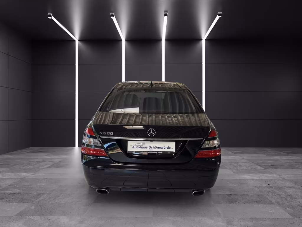 Mercedes-Benz S 600