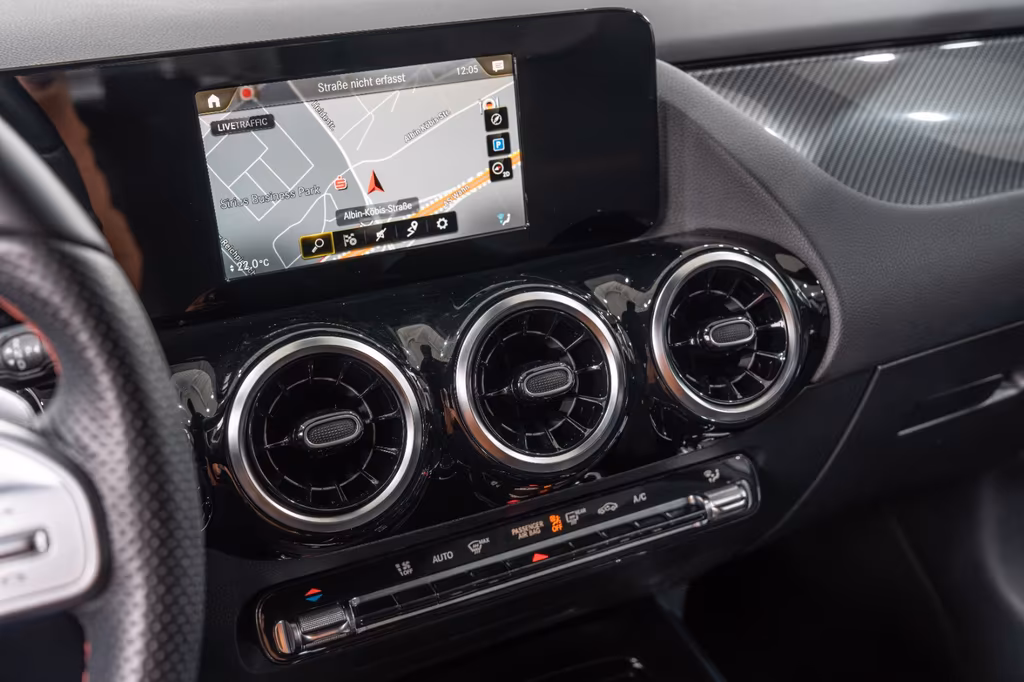 Mercedes-Benz GLA 250