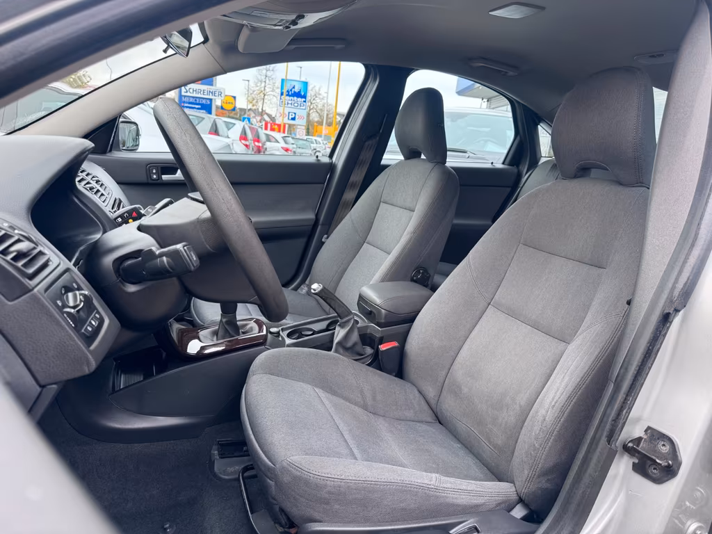 Volvo S40