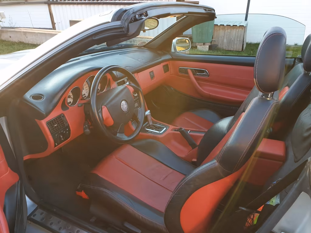 Mercedes-Benz SLK 230