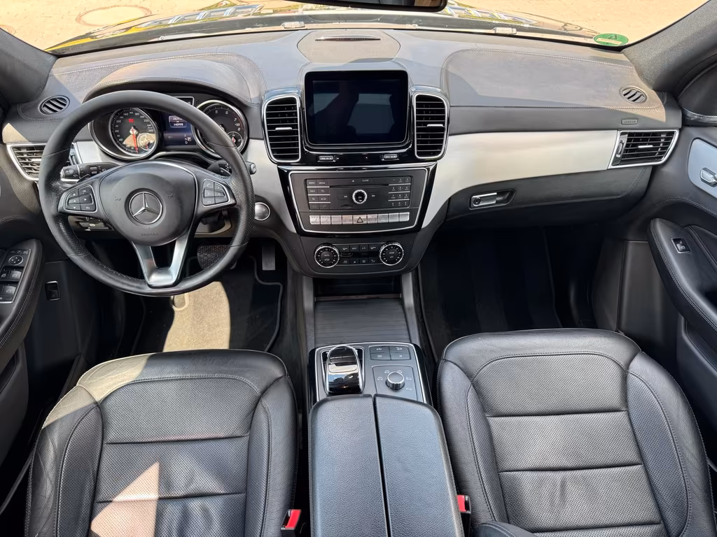 Mercedes-Benz GLE 500