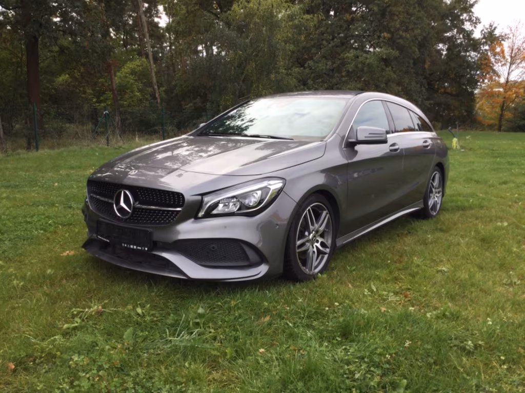 Mercedes-Benz CLA 180