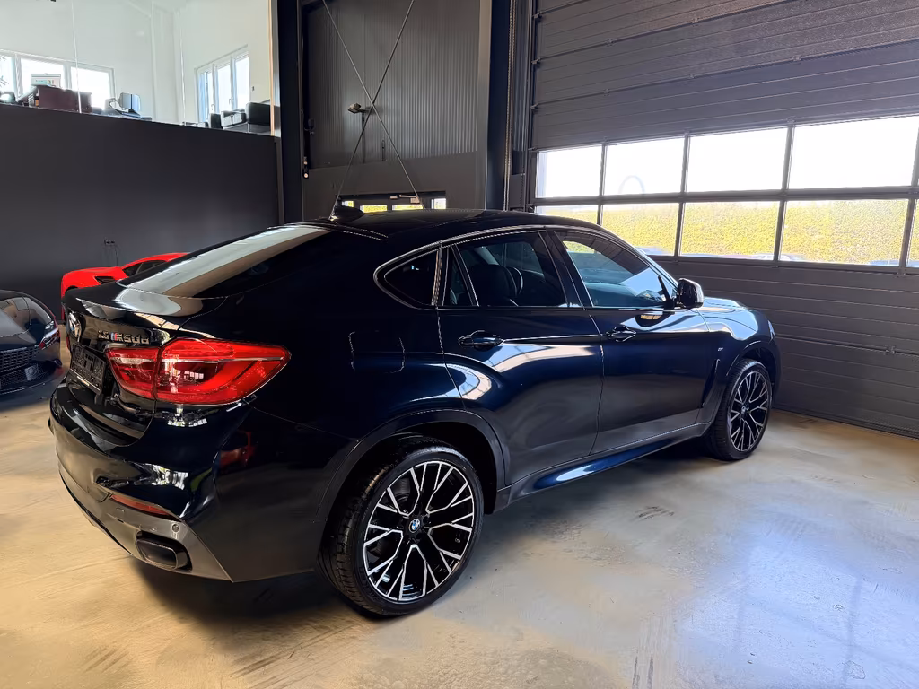 BMW X6 M50
