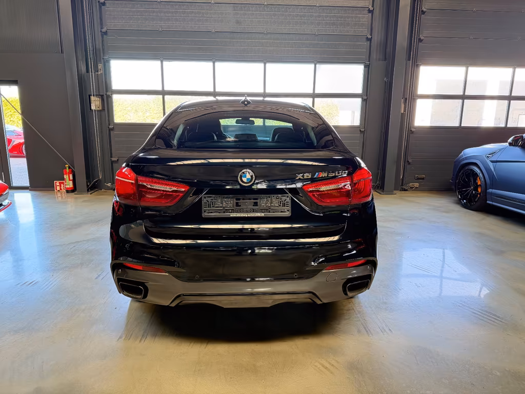 BMW X6 M50