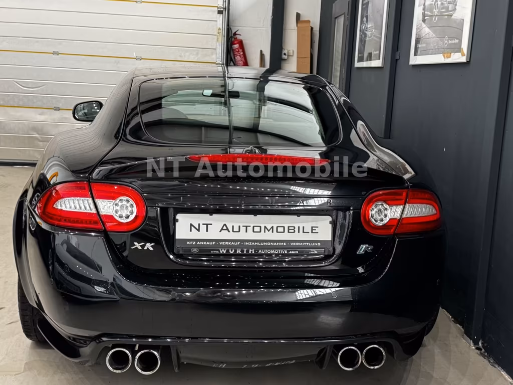 Jaguar XKR