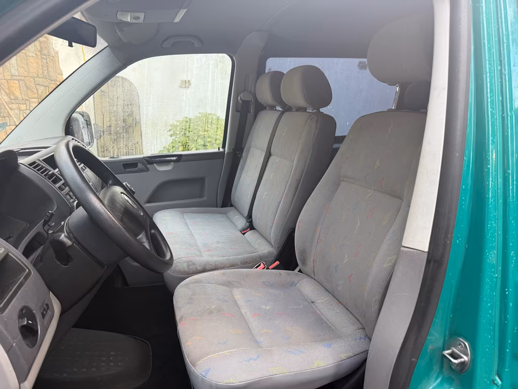Volkswagen T5 Kombi