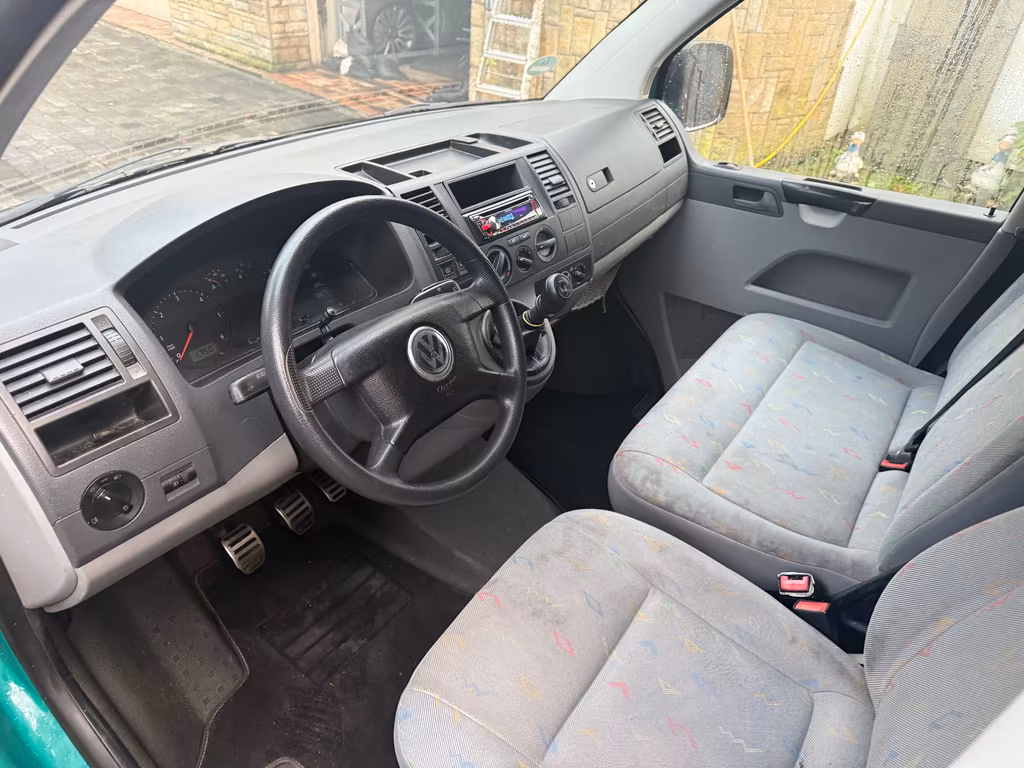 Volkswagen T5 Kombi