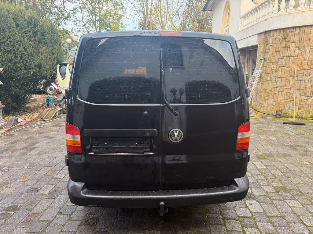 Volkswagen T5 Kombi