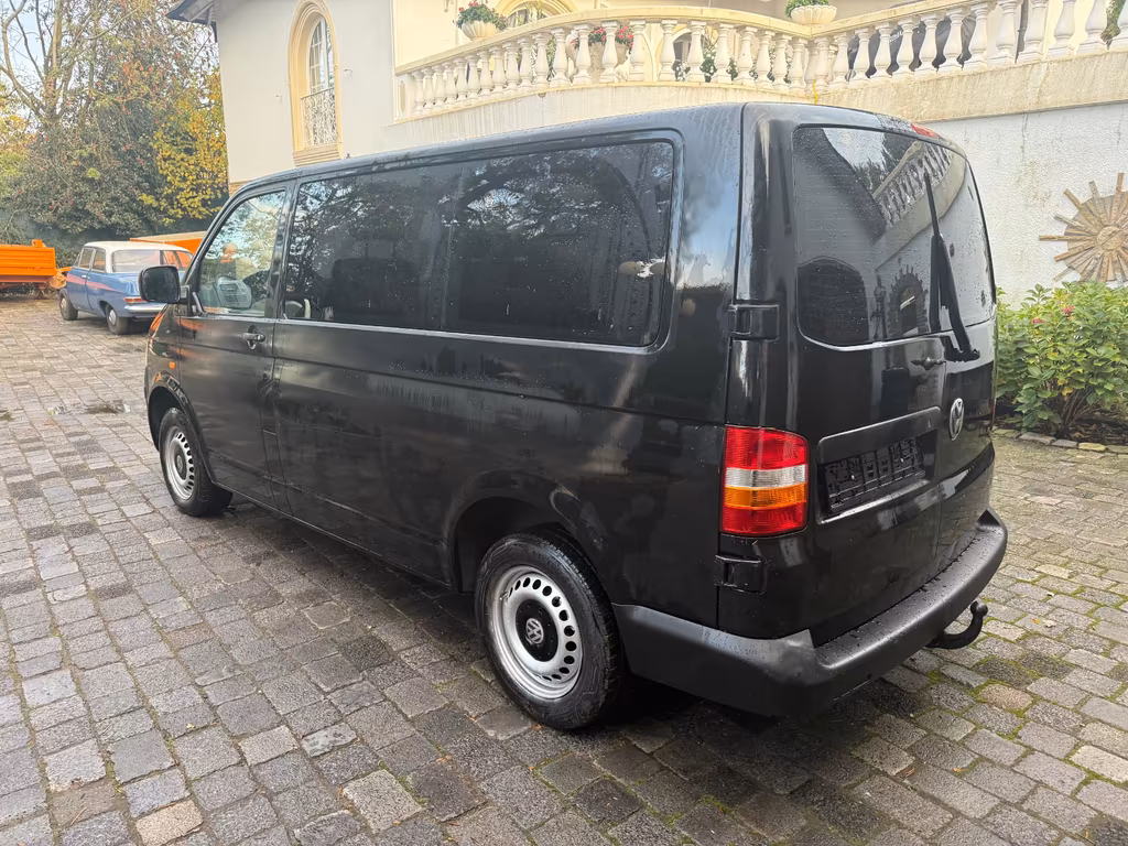 Volkswagen T5 Kombi