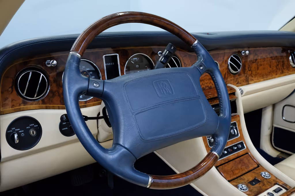 Rolls-Royce Corniche