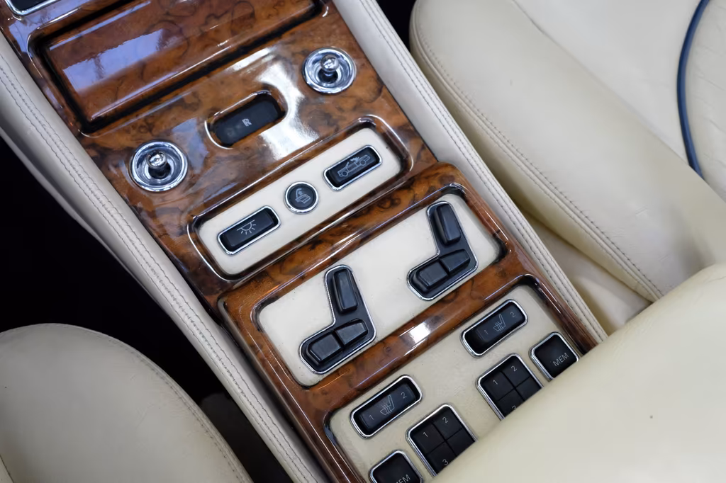 Rolls-Royce Corniche