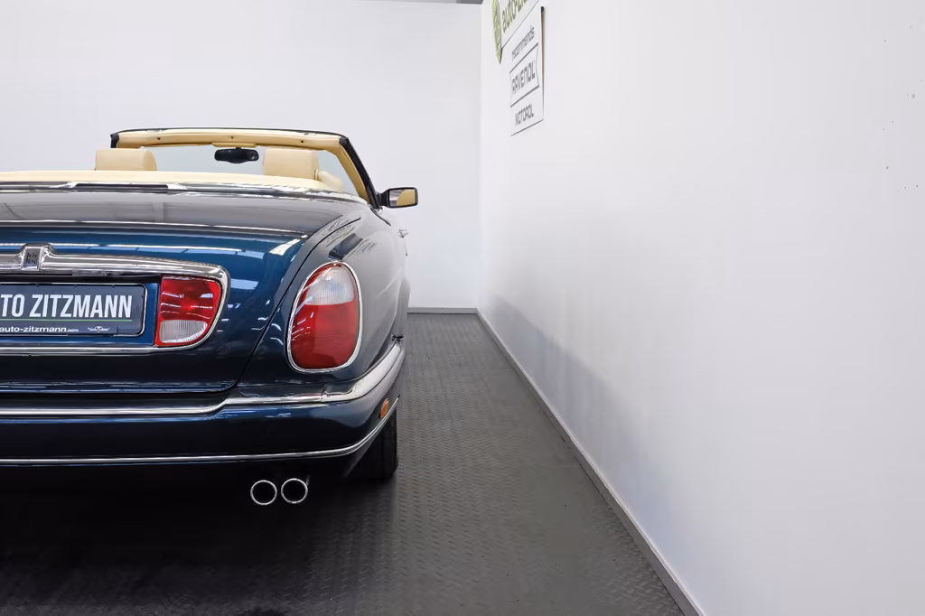 Rolls-Royce Corniche