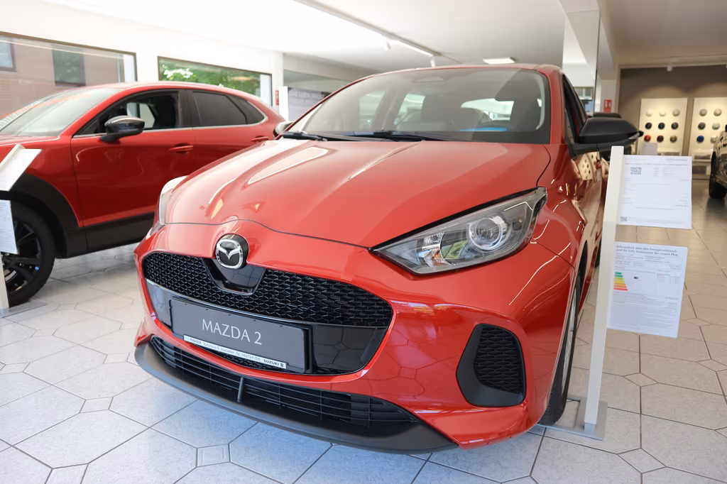 Mazda 2 Hybrid