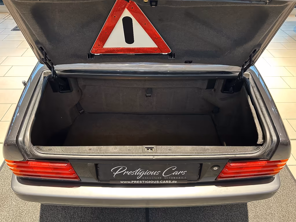 Mercedes-Benz SL 300