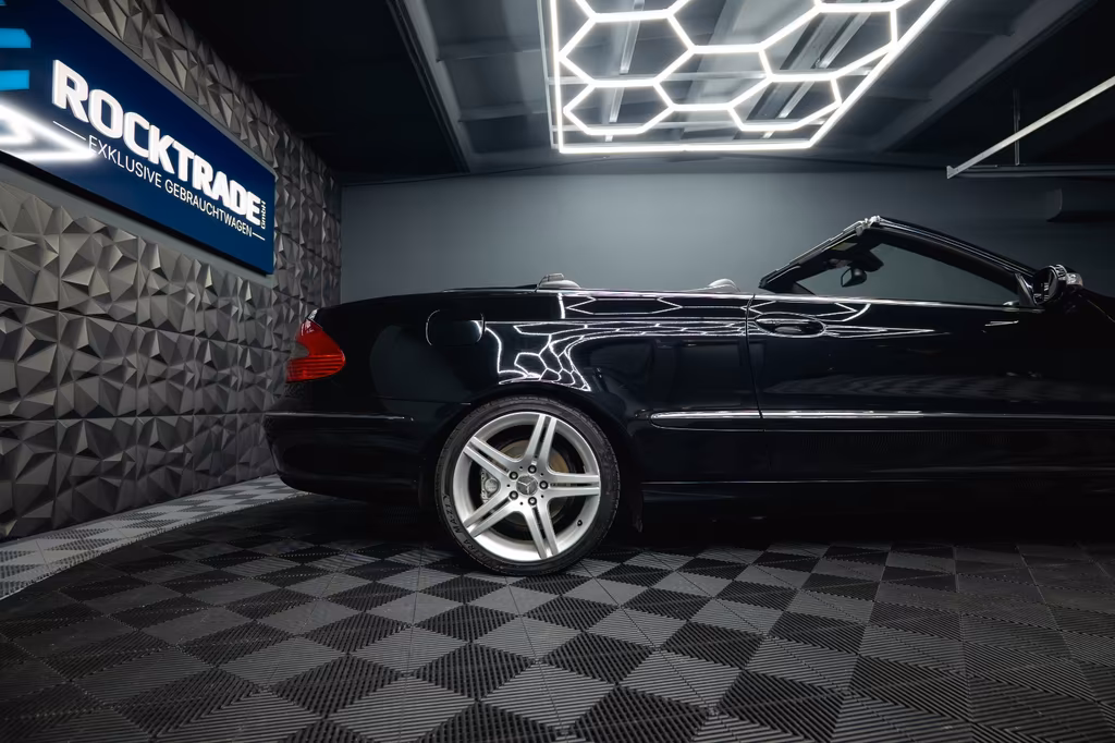 Mercedes-Benz CLK 500