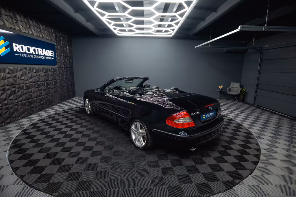 Mercedes-Benz CLK 500