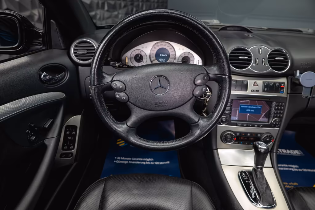 Mercedes-Benz CLK 500