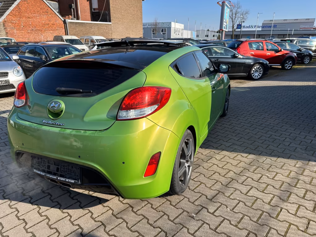 Hyundai Veloster