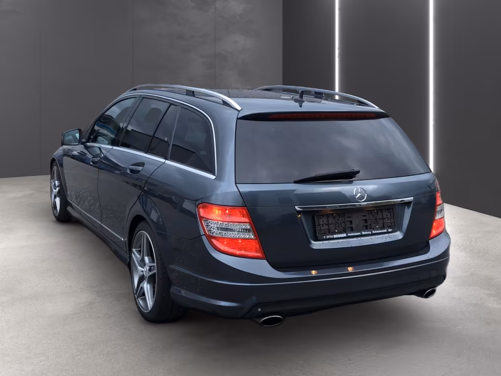 Mercedes-Benz C 320