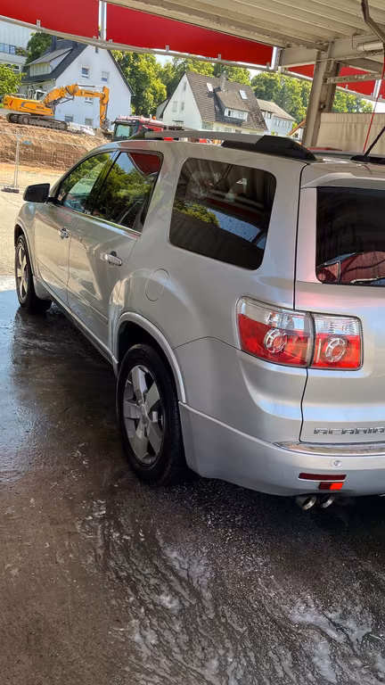 GMC Acadia